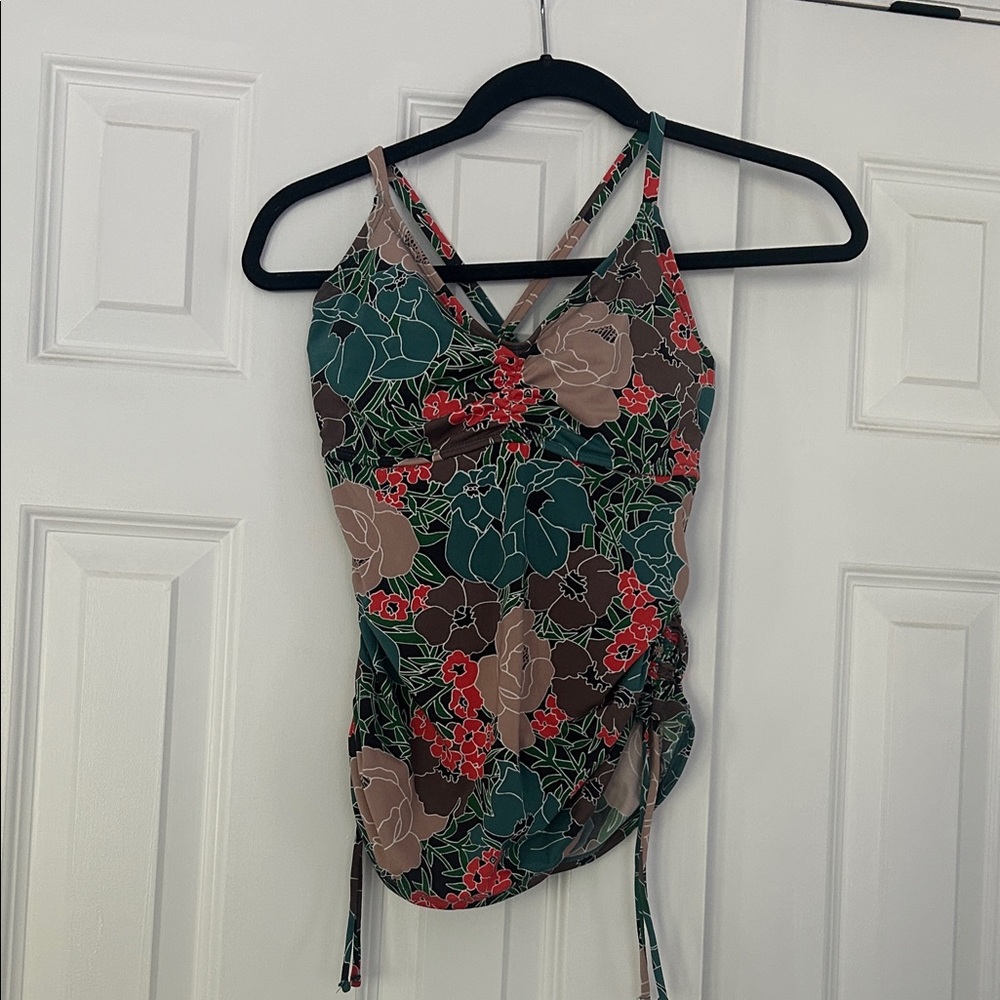 Carve Designs tankini swim top